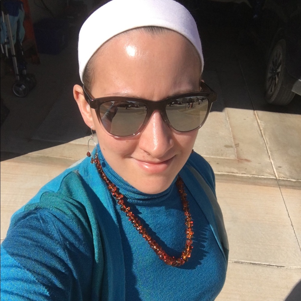 Meet your Posher, Linda